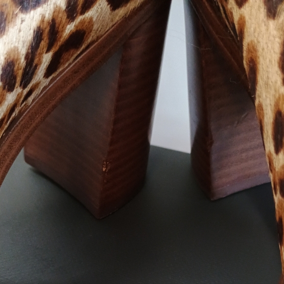 Vince Camuto Leopard Print Calf Hair Women's Loafers - Picture 5 of 9